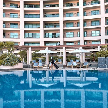Four Seasons Hotel Alexandria At San Stefano Ngoại thất bức ảnh The pool at the Jumeirah Beach Hotel