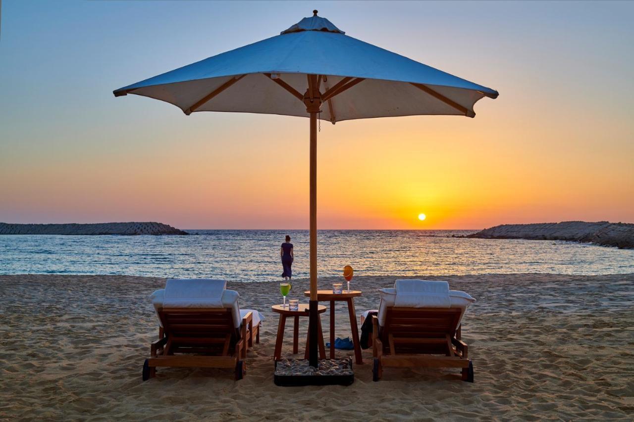 Four Seasons Hotel Alexandria At San Stefano Ngoại thất bức ảnh Sunset at the beach