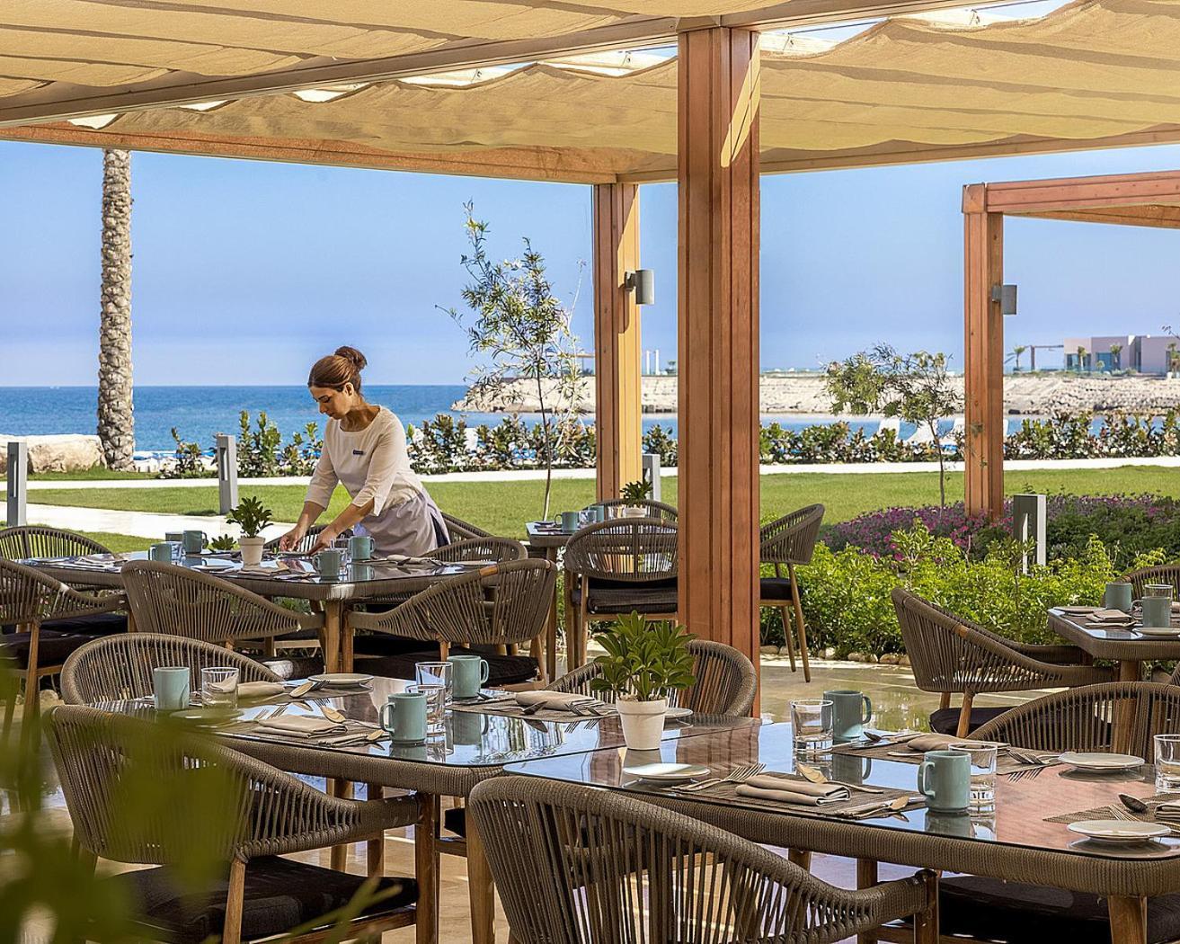 Four Seasons Hotel Alexandria At San Stefano Ngoại thất bức ảnh The Beach